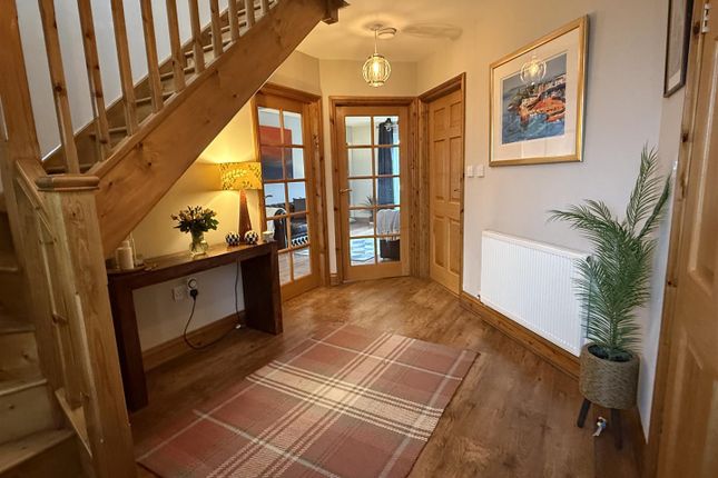 13, Clos Treventy, Llanelli photo 5