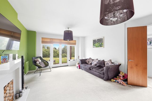 9, Freshwater Drive, Weston photo 2