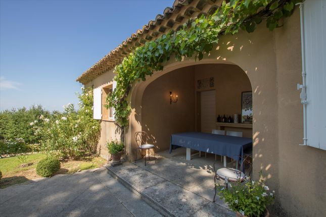 Property for sale in Séguret, Vaucluse, Provence-Alpes-Côte d`Azur, France