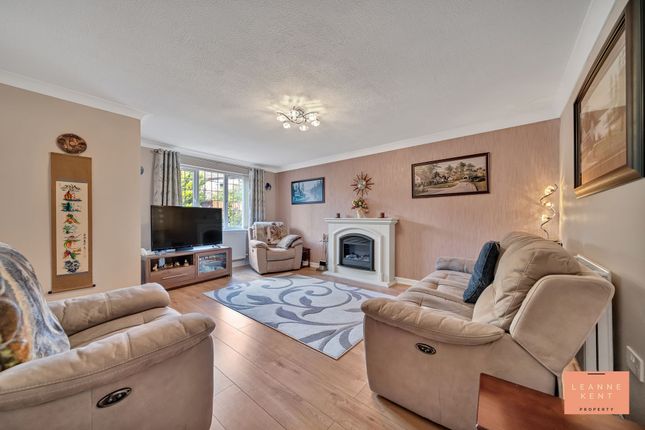4 Ty Pucca Close, Caerphilly photo 4