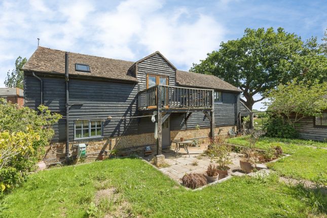 Oak Tree Barn, Hulberry, Dartford photo 4