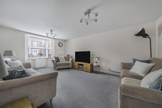 10, Croucher Avenue, Ebbsfleet Valley photo 2
