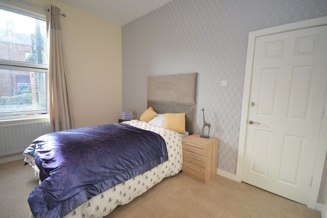 6 Norwood Terrace, Leeds photo 4