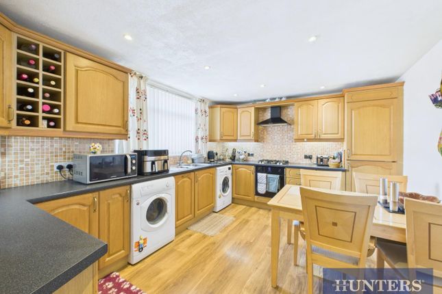 7, Emsdale Walk, Bridlington photo 3