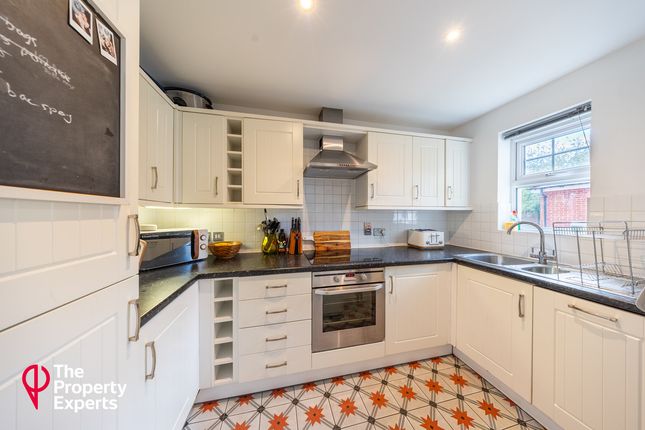 31, Aphelion Way, Reading photo 3