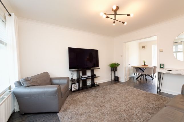 42, Alloway Drive, Paisley photo 3