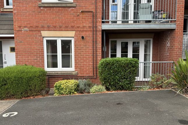 Flat 3, Anchorage Court, 19 Albert Way, East Cowes photo 2