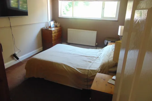 30, Stokefelde, Basildon photo 4