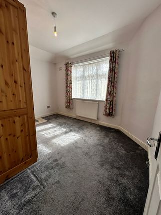 Semi-detached bungalow to rent in Leckwith Avenue, Bexleyheath