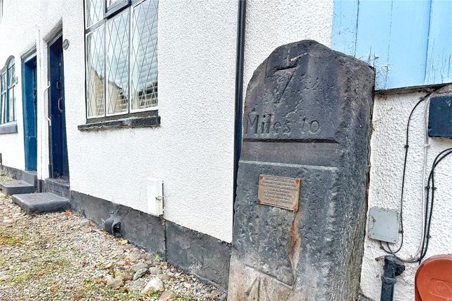69, Currier Lane, Greater Manchester photo 2