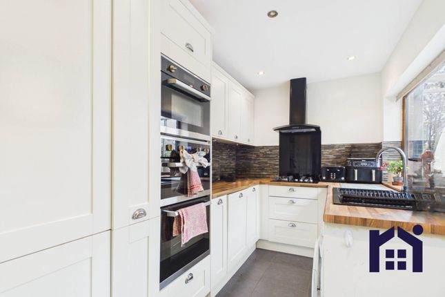 46 Wood Lane, Chorley photo 2