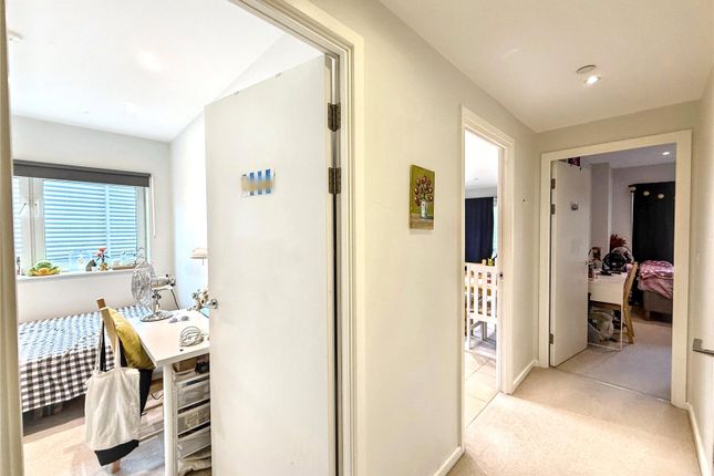 22, Flotilla House, London photo 4