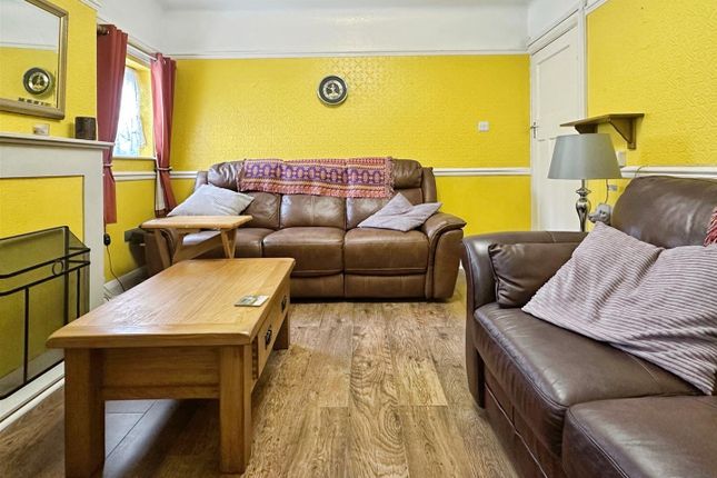 20, Seafield Drive, Abergele photo 3