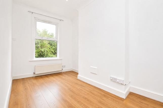 198B, Herbert Road, London photo 3
