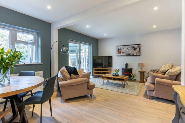 44 The Buckleys, Birmingham photo 2
