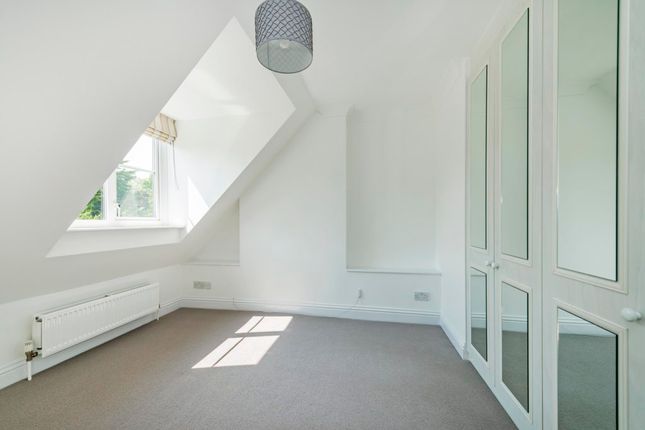 Terraced house for sale in Gatcombe Mews, Ealing