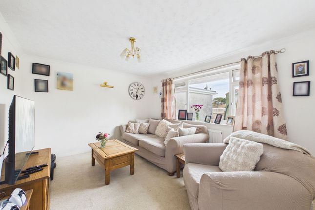 22, Wesley Close, Kelly Bray, PL17 photo 4