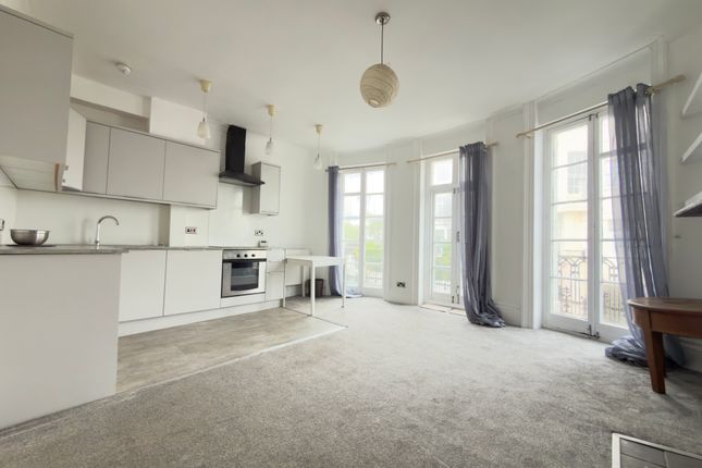 Flat 3, Brighton photo 2
