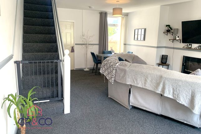 13 Glanhowy Street, Tredegar photo 2