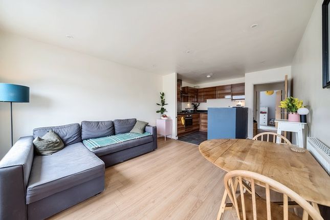 Flat for sale in Mylne Apartments, Dalston, Greater London
