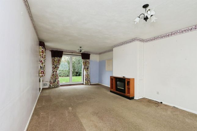 16, Pound Green Lane, Thetford photo 3