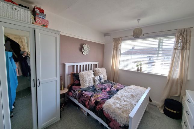 Maisonette to rent in Shalbourne Road, Gosport