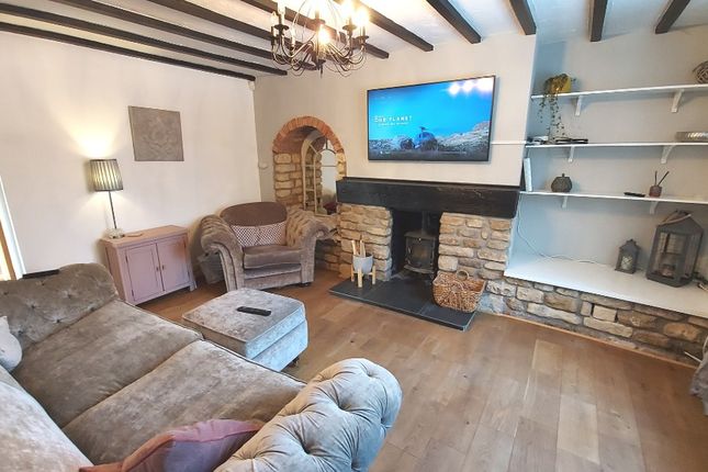 Cottage to rent in Waterloo Cottages, Belton