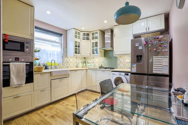 79, Montfort Road, Kent photo 3