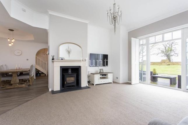 3, Burnt House, Chigwell photo 4