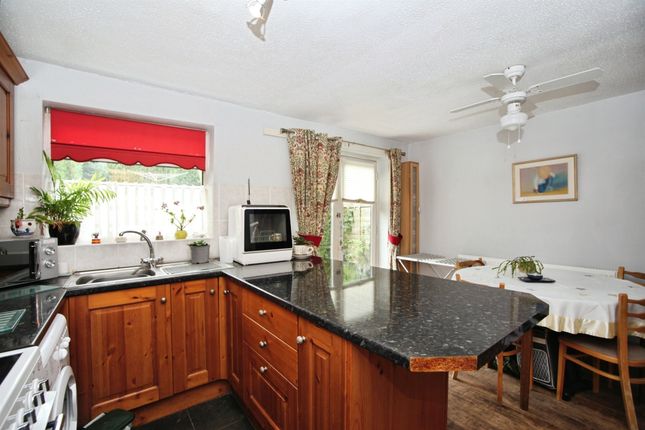 14, Clos Cyncoed, Caerphilly photo 3