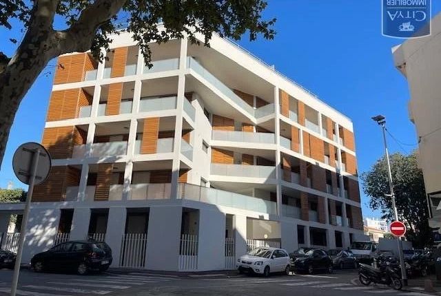 Apartment for sale in Antibes, 06160, France