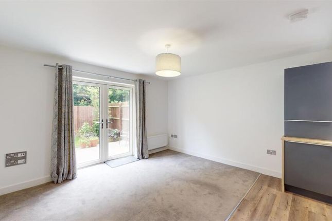 28, Drapers Rise, Shrewsbury photo 2