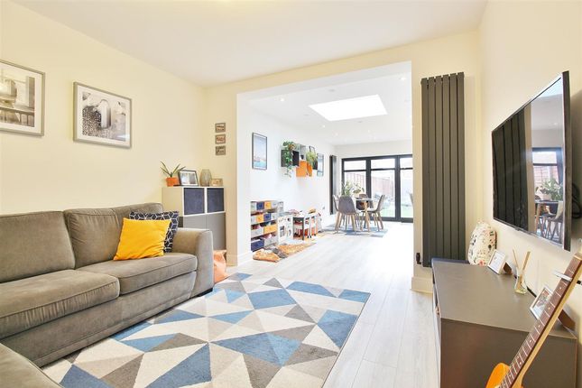End terrace house for sale in Teesdale Avenue, Isleworth