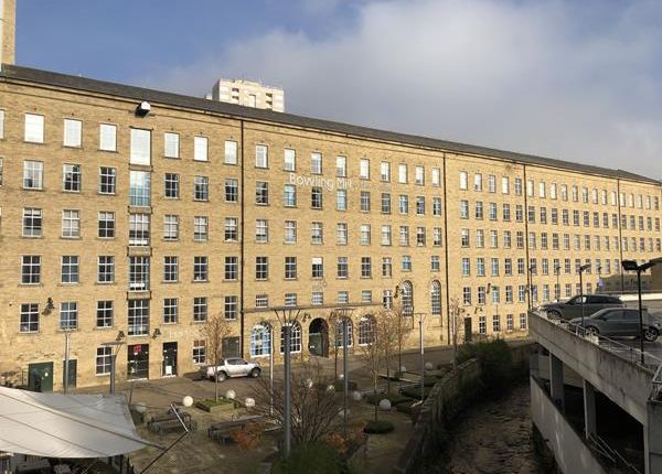 Office to let in Bowling Mill, Dean Clough, Halifax