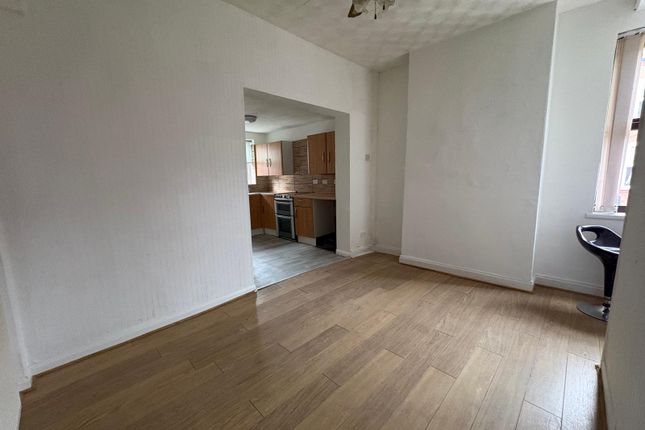 20 Perch Street, Whelley, Wigan photo 3