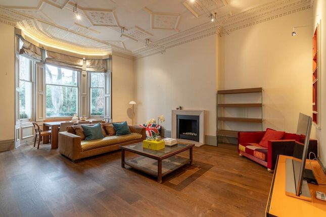 Flat to rent in Queen's Gate Gardens, South Kensington SW7