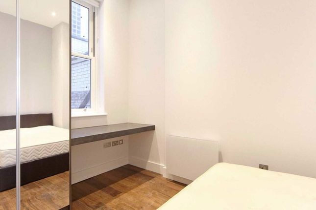 Flat 1, 139, Kensington High Street, London photo 3
