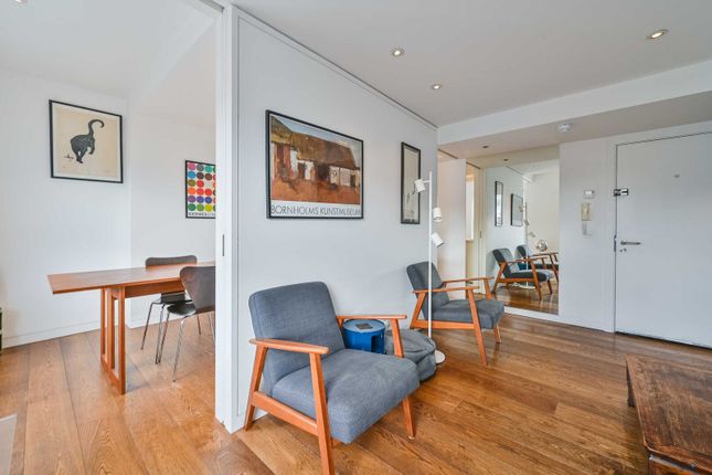 Regents Park Road, Primrose Hill photo 4