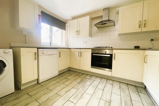 72, Seymour Road, Chatham photo 4