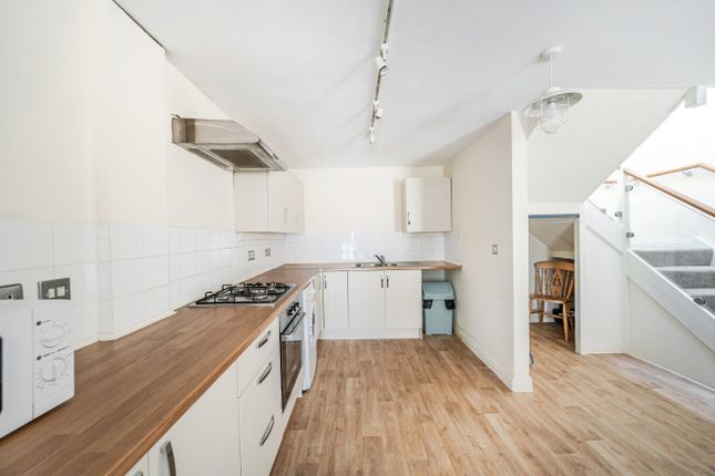 2E,, Knaresborough Road, North Yorkshire photo 4