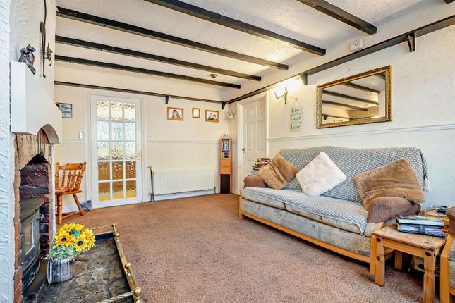 1-bed house on Roxlea, High Street, Coleford, £220,000