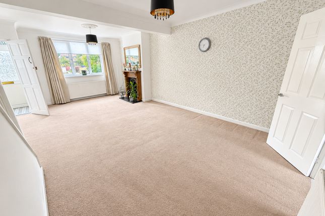 Kingshill Road, Swindon photo 4