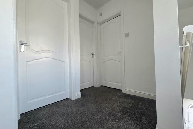 12b, Baker Street, Huyton photo 5