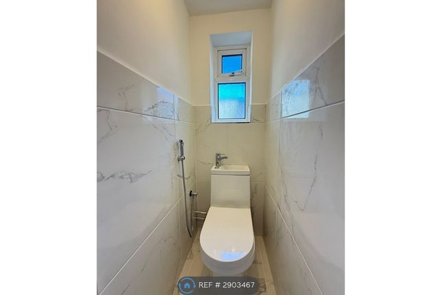 Flat Above, Raddlebarn Road, Birmingham photo 5