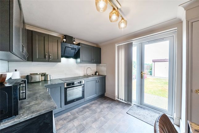 8, Albion Street, Wakefield photo 3