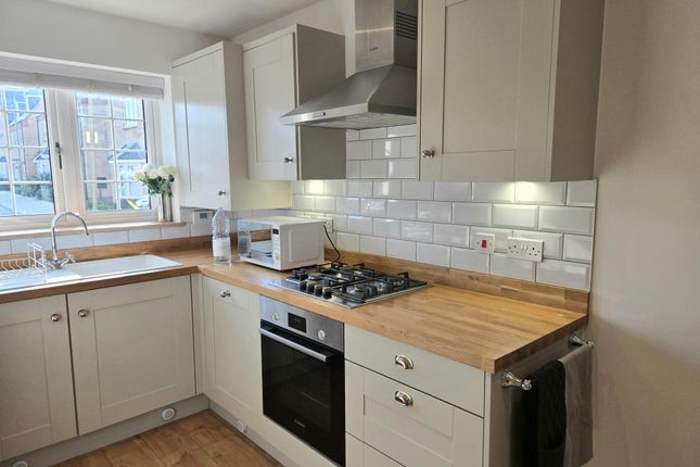 1-bed house on 11, Bicester, £950/mo