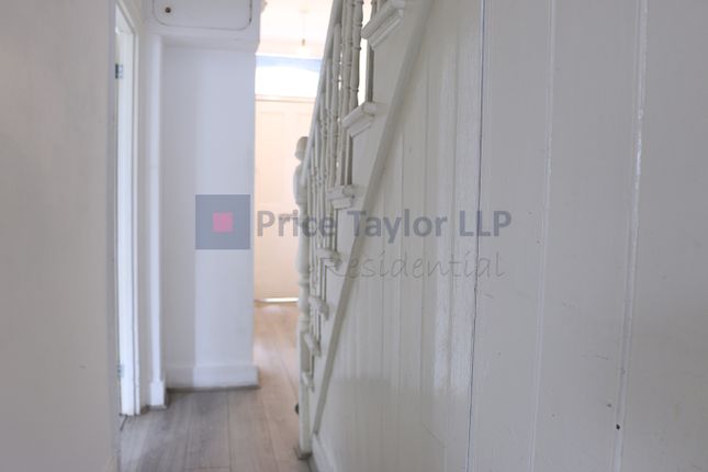 Terraced house for sale in Markhouse Road, London