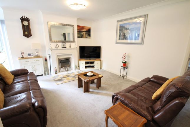 Flat for sale in Maple Lodge, Roe Green Avenue, Worsley, Manchester