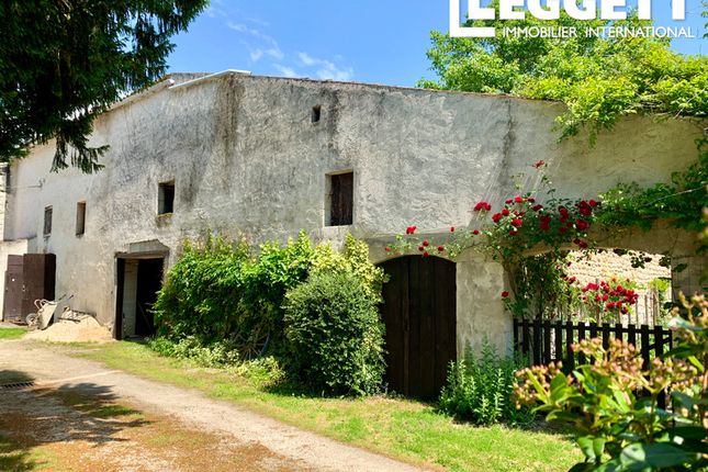 Villa for sale in Avy, Charente-Maritime, Nouvelle-Aquitaine