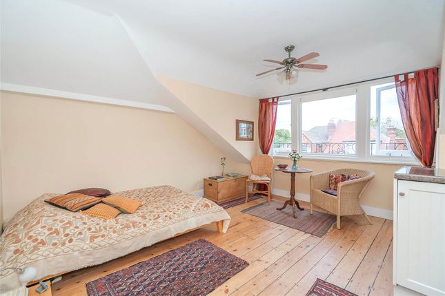 Flat 5, 46, Talbot Road, Highgate, London photo 2